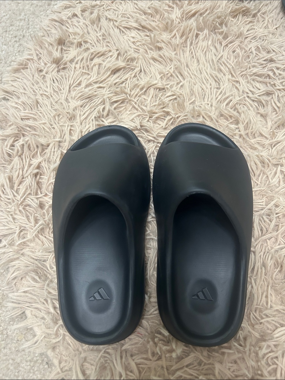 Yeezy Kids Black Foam Slide Sandals